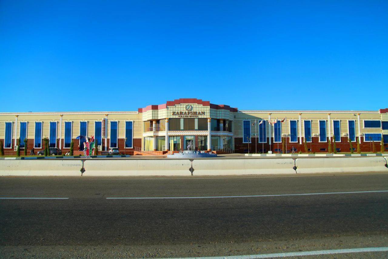 Zarafshan Managed By Dedeman Malik Екстериор снимка